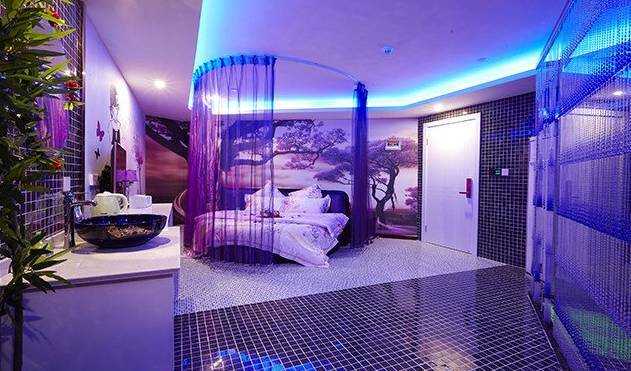 國(guó)產(chǎn)高顏值大學(xué)生情侶酒店,科技路徑創(chuàng)新實(shí)施_先鋒版17.34.32