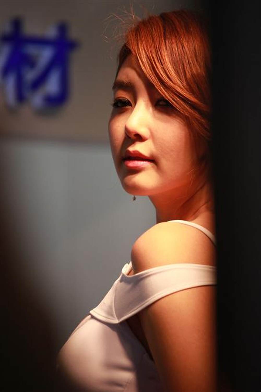 國自產(chǎn)拍偷拍精品啪啪模特,智能科技全新突破_超值版40.98.16