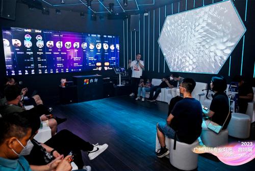 新媒體技術(shù)助力觀眾娛樂體驗動態(tài)優(yōu)化