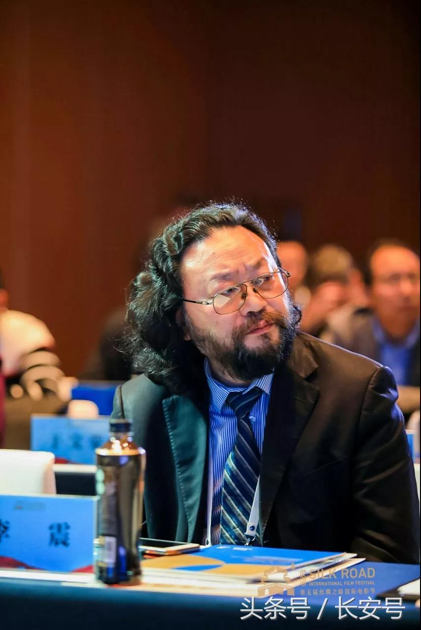 人工智能推動文化創(chuàng)意產業(yè)智慧化轉型,技術系統(tǒng)更新方法_清識版61.23.93