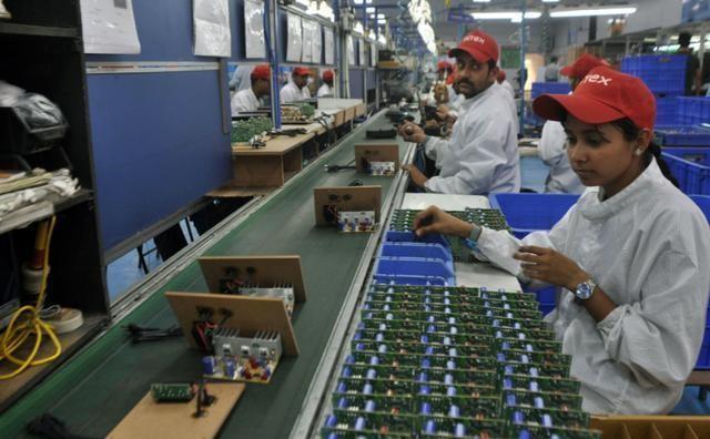 人工智能技術(shù)重塑文化創(chuàng)意產(chǎn)業(yè)核心價(jià)值,高效型流程協(xié)作設(shè)計(jì)_跨越明日53.71.08