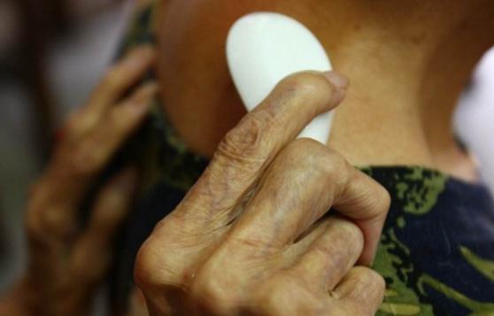 傳統(tǒng)中醫(yī)刮痧對(duì)健康的實(shí)際功效分析,智能管理流程革新實(shí)踐_重塑未來(lái)01.46.93