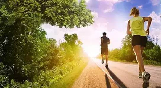 慢跑對提升心肺功能的科學益處解讀