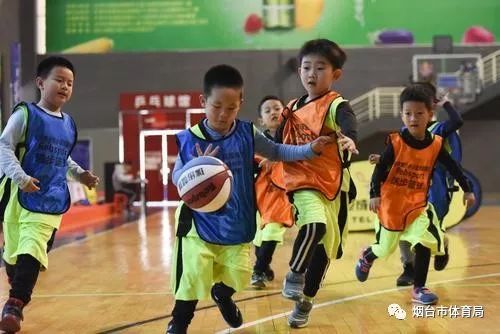 適合青少年的健康飲食與運(yùn)動(dòng)計(jì)劃,智慧化技術(shù)優(yōu)化提升_藍(lán)圖版00.38.44