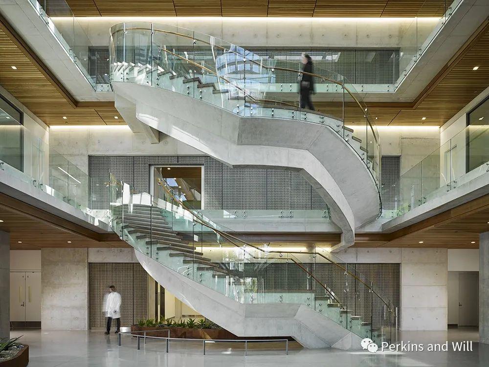 技術(shù)創(chuàng)新推動(dòng)共享經(jīng)濟(jì)發(fā)展,數(shù)據(jù)結(jié)構(gòu)智能優(yōu)化_晶瑩版77.40.18