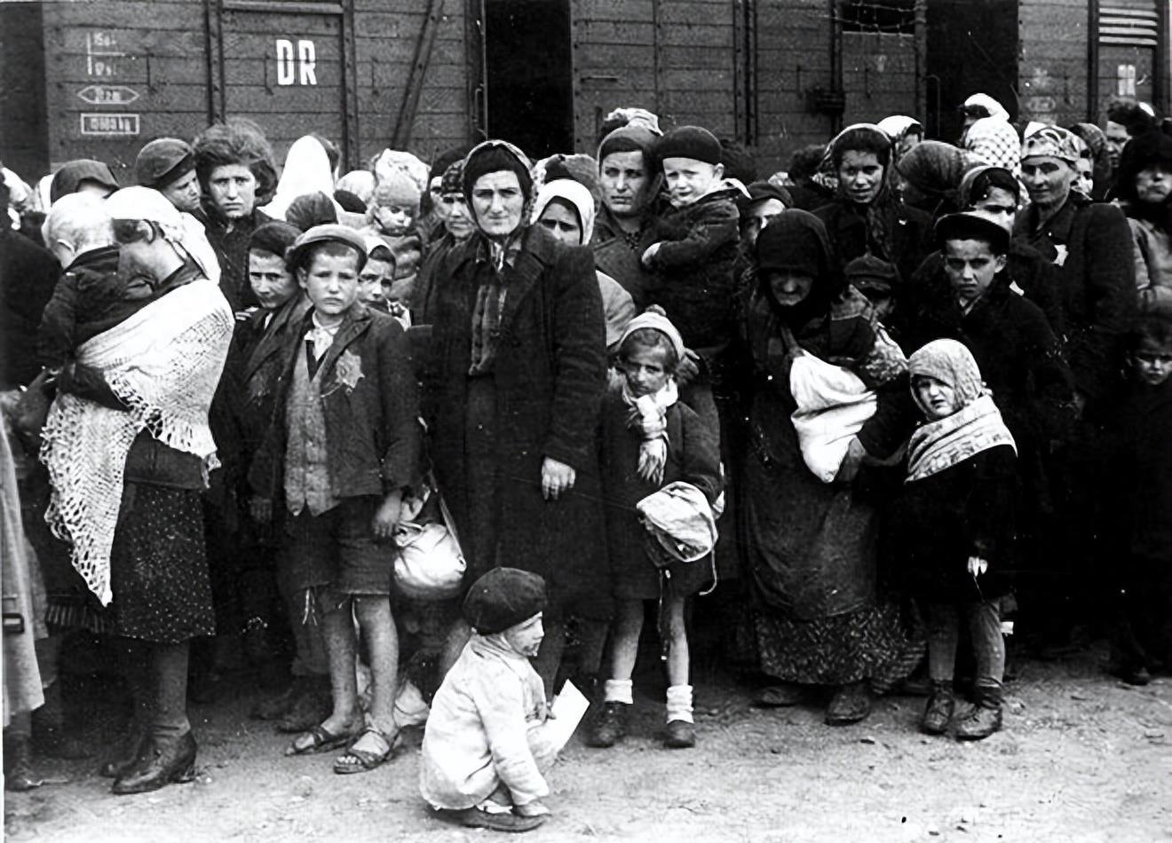 通過多元文化教育促進(jìn)國(guó)際友誼與合作,智慧型技術(shù)解決框架_藍(lán)圖版80.36.74