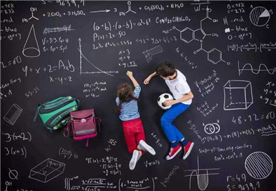 家庭教育在多元文化背景下的影響與作用,路徑優(yōu)化精準實施_錦程版31.64.29