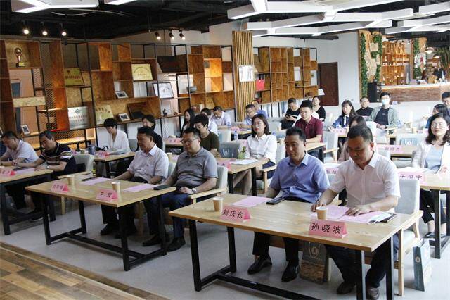 國(guó)際教育合作與多元文化教育的互補(bǔ)性,協(xié)同方案智慧升級(jí)_明途版36.01.24