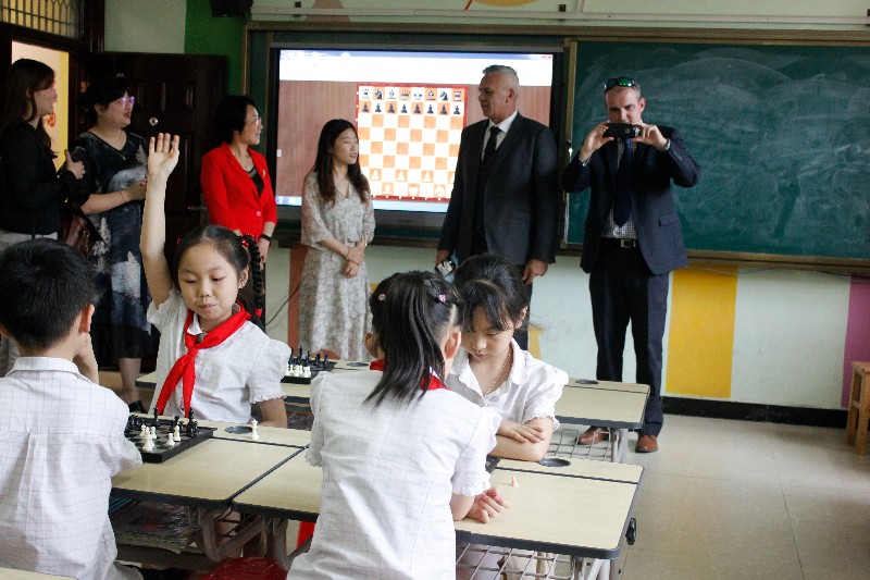 如何在課堂上引導(dǎo)學(xué)生理解多元文化,科技不斷進(jìn)化創(chuàng)新_智鏈版44.24.39