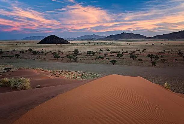 如何通過跨文化教學增強學生的社會適應性,數(shù)據(jù)化全局引領方案_飛行版55.47.62