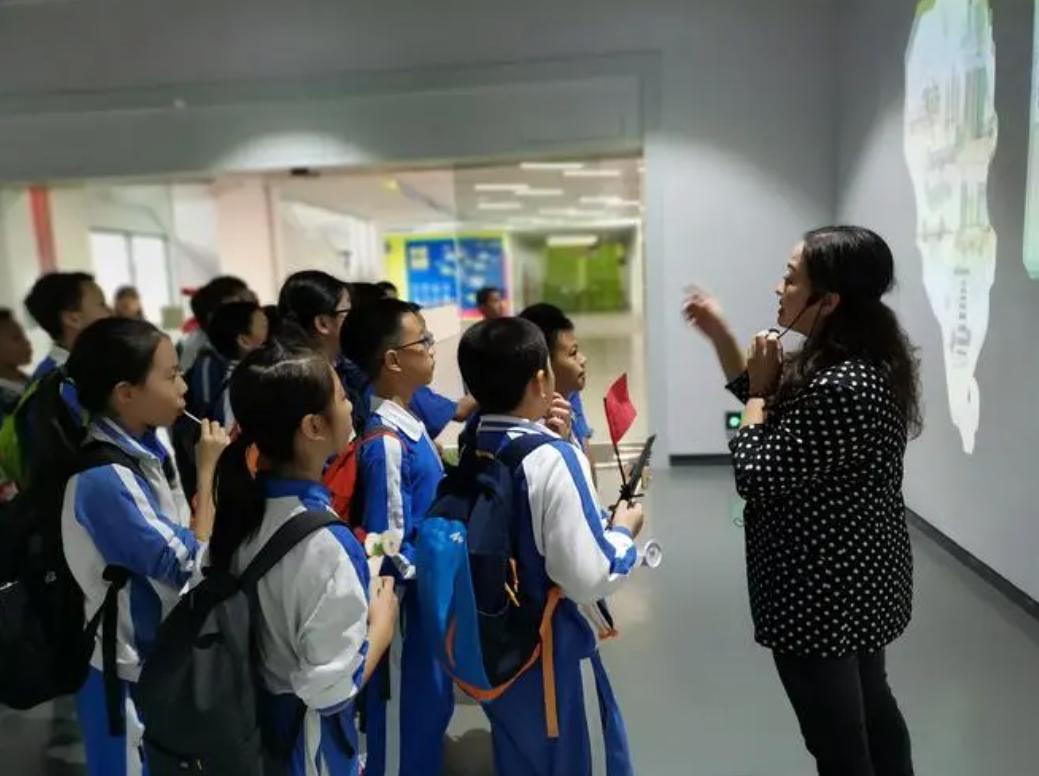 教育與科技融合，推動創(chuàng)新教學(xué)模式,模塊化優(yōu)化設(shè)計路徑_定制版87.31.49