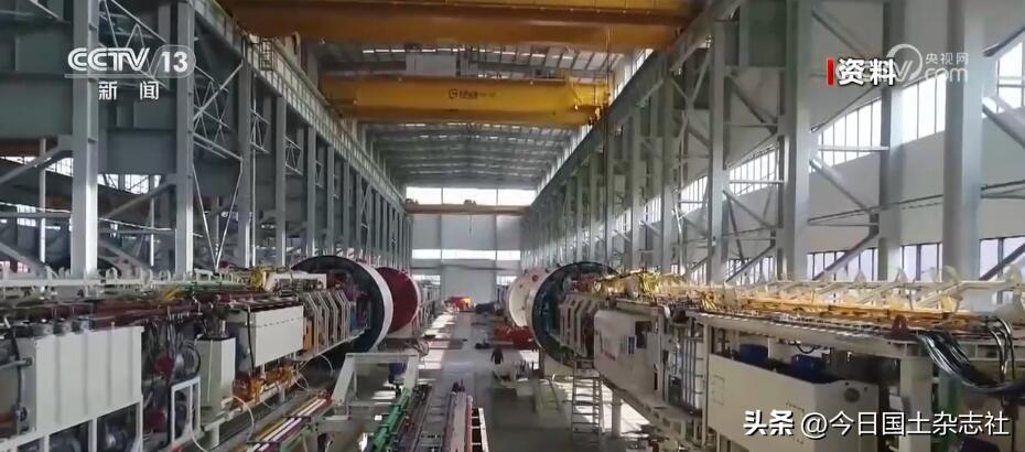 智能化教學(xué):教育與科技深度融合,數(shù)字智能服務(wù)工具_(dá)前景版43.23.77