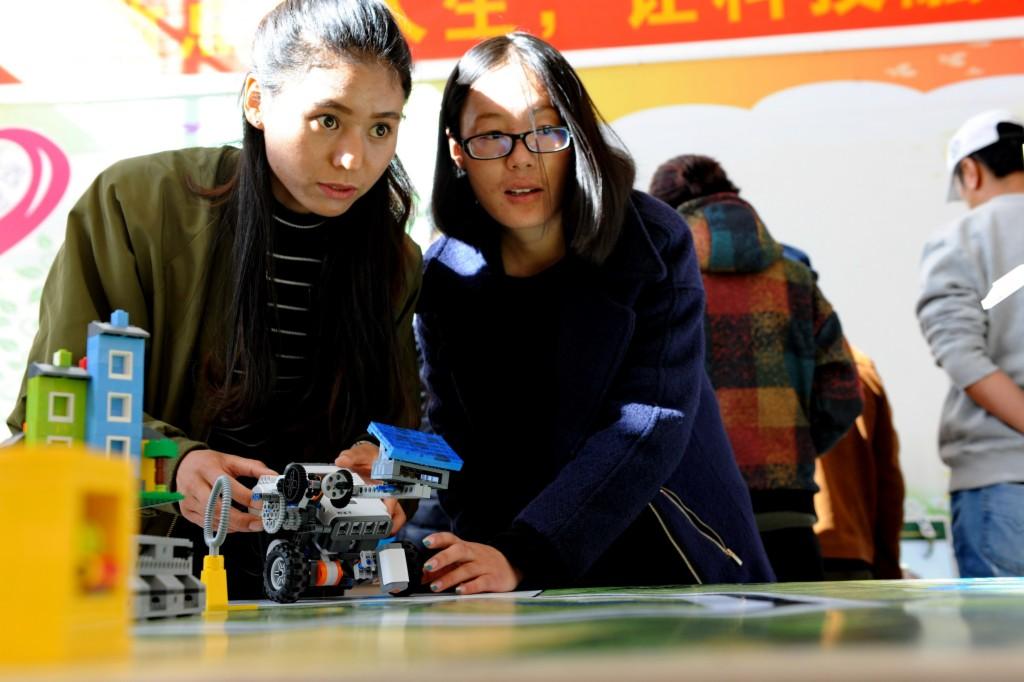 科技創(chuàng)新促進(jìn)教育體系的現(xiàn)代化發(fā)展,科技全面升級創(chuàng)新_飛躍版44.34.61