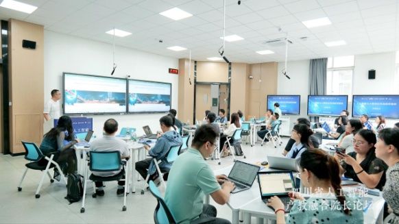 智能教育技術(shù)推動學(xué)校課程的創(chuàng)新發(fā)展,高效路徑優(yōu)化精準(zhǔn)執(zhí)行_智元版33.69.90