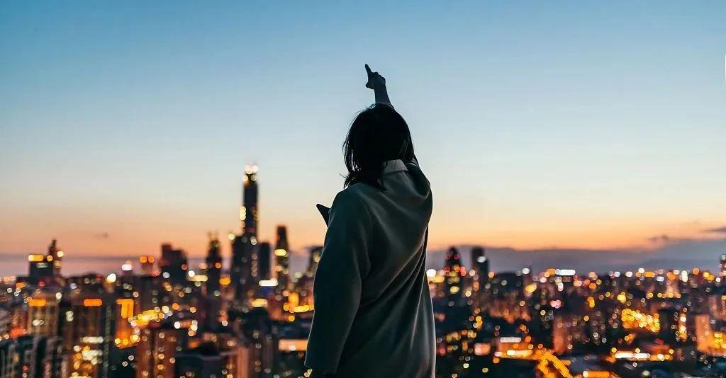 教育與科技結(jié)合，培養(yǎng)學(xué)生的全球視野,模塊分布動(dòng)態(tài)調(diào)整_都市版70.33.25